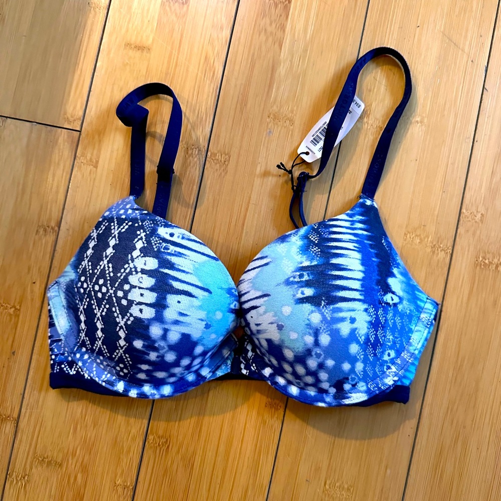 NWT Victoria’s Secret Push Up Bra - 32C